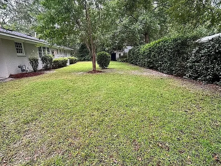 605 Georgia Ave — Photo 12