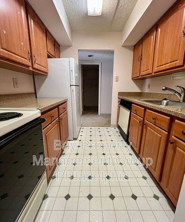 1st image of 800 Avondale Rd Unit I2-o