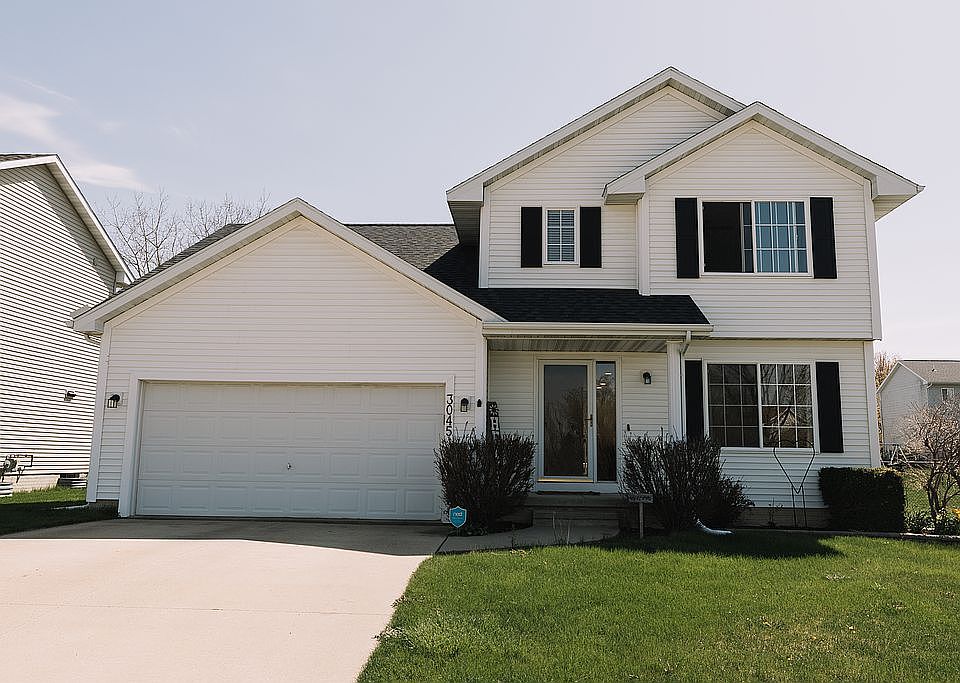 1st image of 3045 31st St