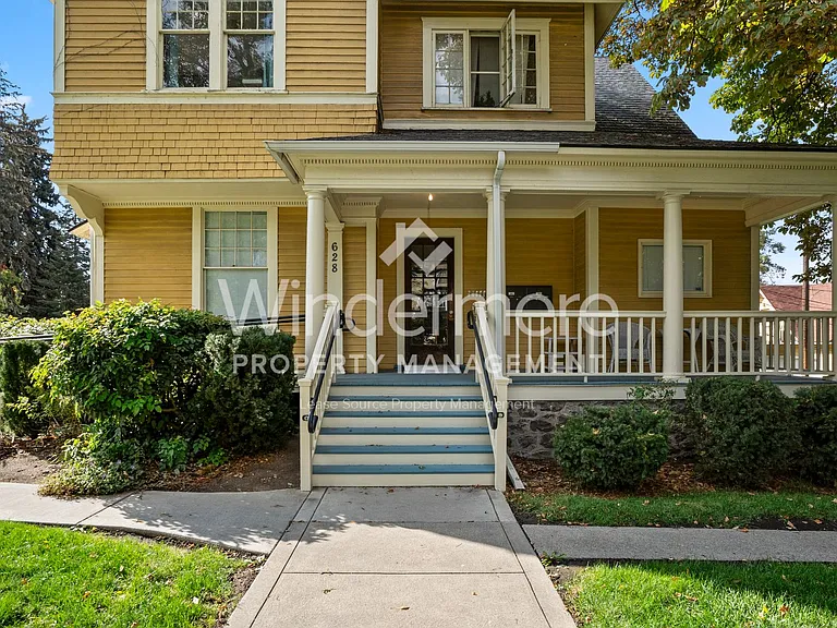 628 S Maple St — Photo 16