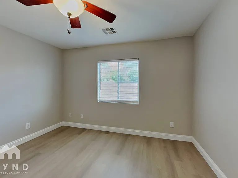 10429 Aloe Cactus St — Photo 11