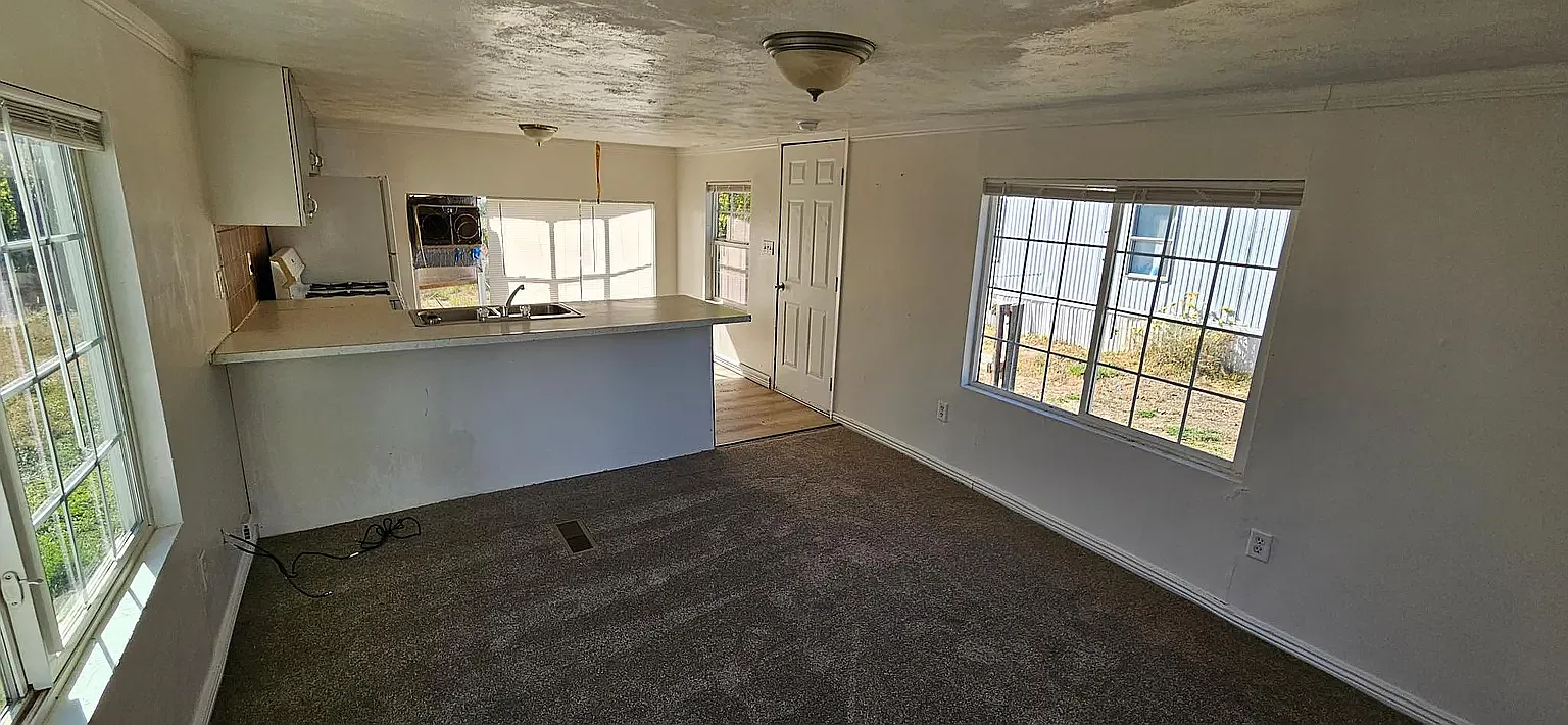 3 bed, $2,500 — Photo 4