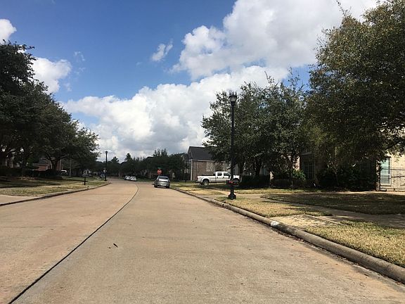 4th image of 13722 Magnolia Manor Dr