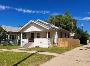 120 W 9th St, Chadron, NE 69337