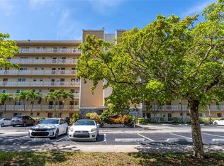 319 NE 14th Ave APT 705, Hallandale, FL 33009