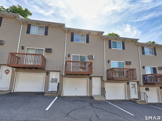 3211 East Main Street #8, Waterbury, CT 06705