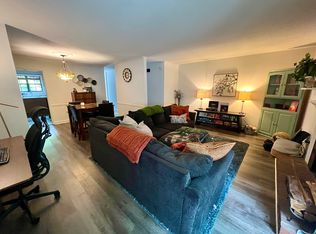 2 Willow Bridge Dr APT 2, Durham, NC 27707