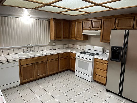 4th image of 716 Bonita Dr