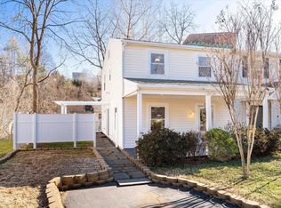 960 Rock Creek Rd, Charlottesville, VA 22903