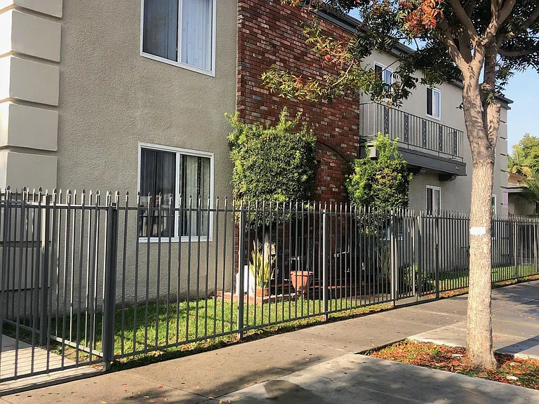 9501 State St #E — Photo 1