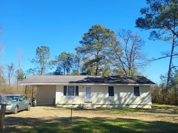 121 Pool Rd, Rose Hill, NC 28458