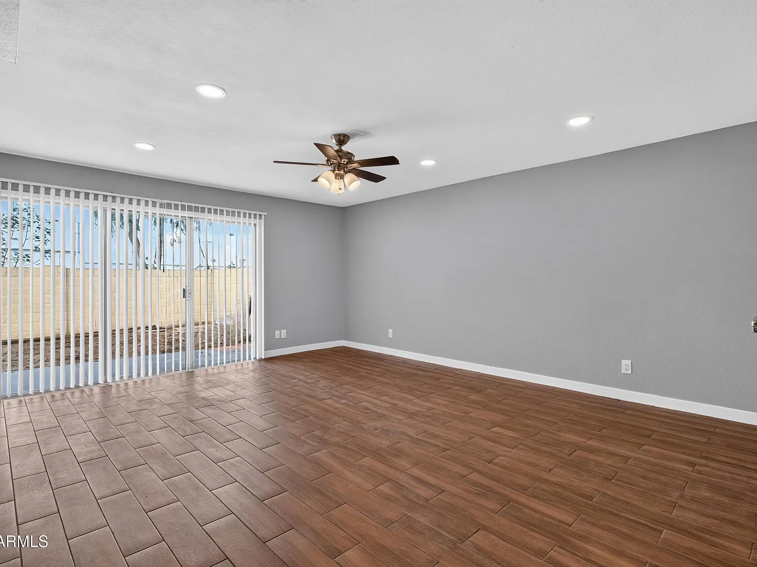 3 bed, 1426 sqft, $1,999 — Photo 4