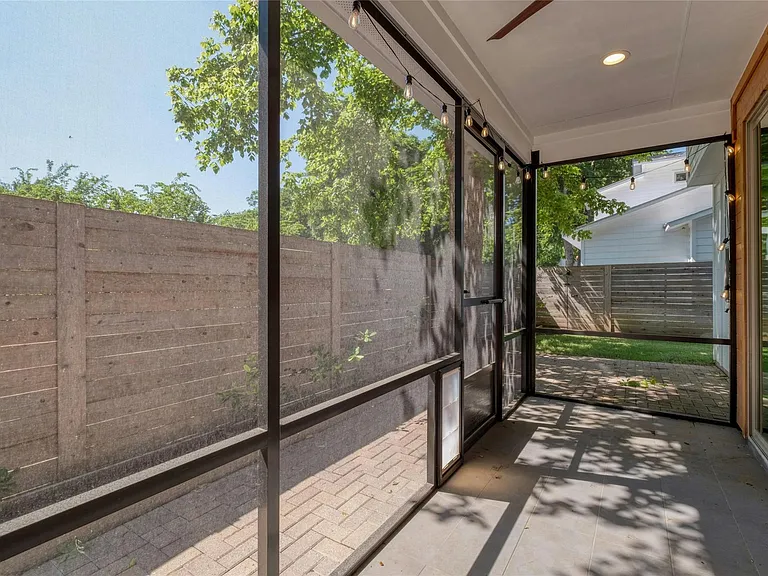 2204 Holly St #2 — Photo 13
