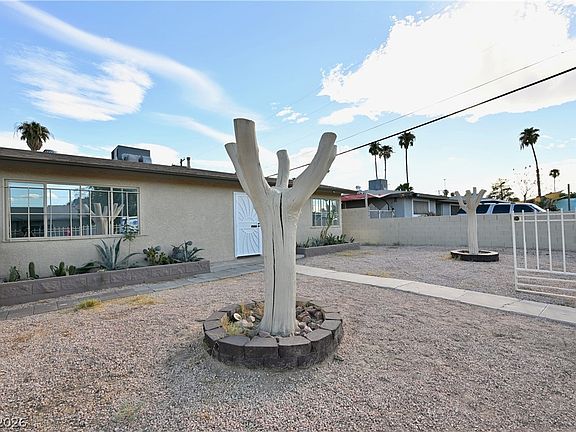 4th image of 2300 Isabelle Ave