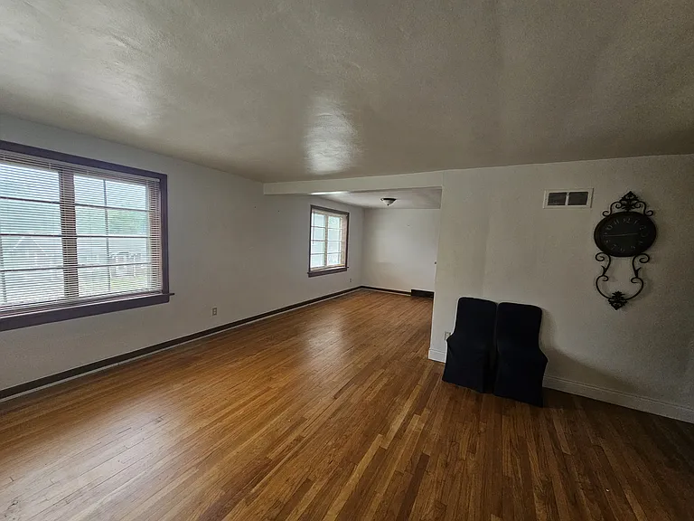 7004 Glenmore Ave #1-A — Photo 6