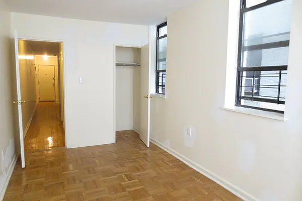 Rented by Bohemia Realty Group | media 21