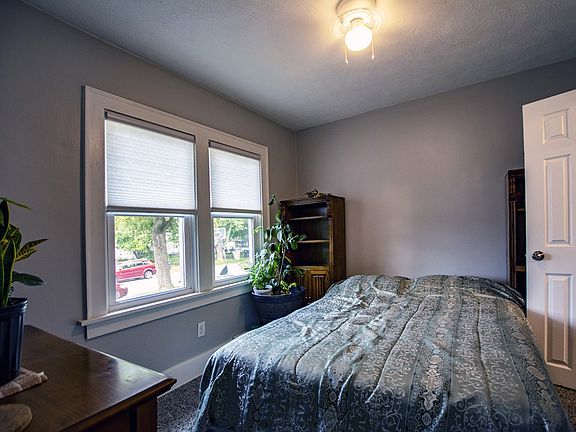 5th image of 1014 S 32nd St