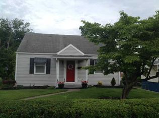 124 Arizona Dr, Lower Burrell, PA 15068
