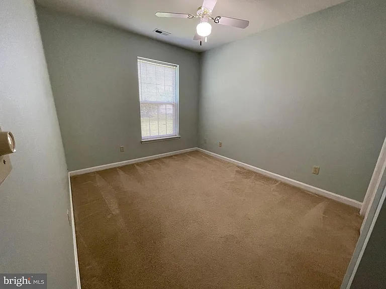 21707 Harrison St — Photo 18