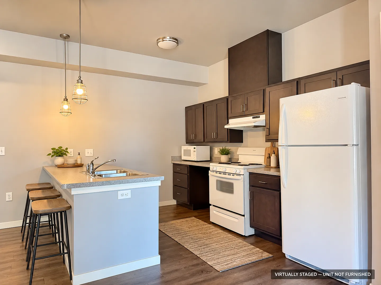 6th Street Commons | Spacious 2 Bedroom Apartment in Cedar Rapids — Photo 2
