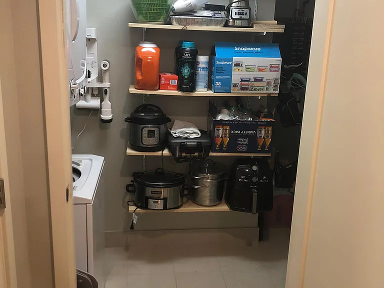360 S Lafayette St #205 — Photo 13
