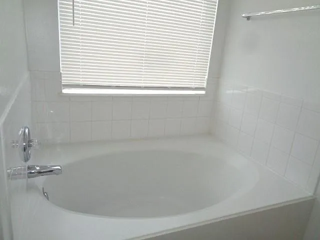 9503 Wyatt Oak Ln — Photo 28