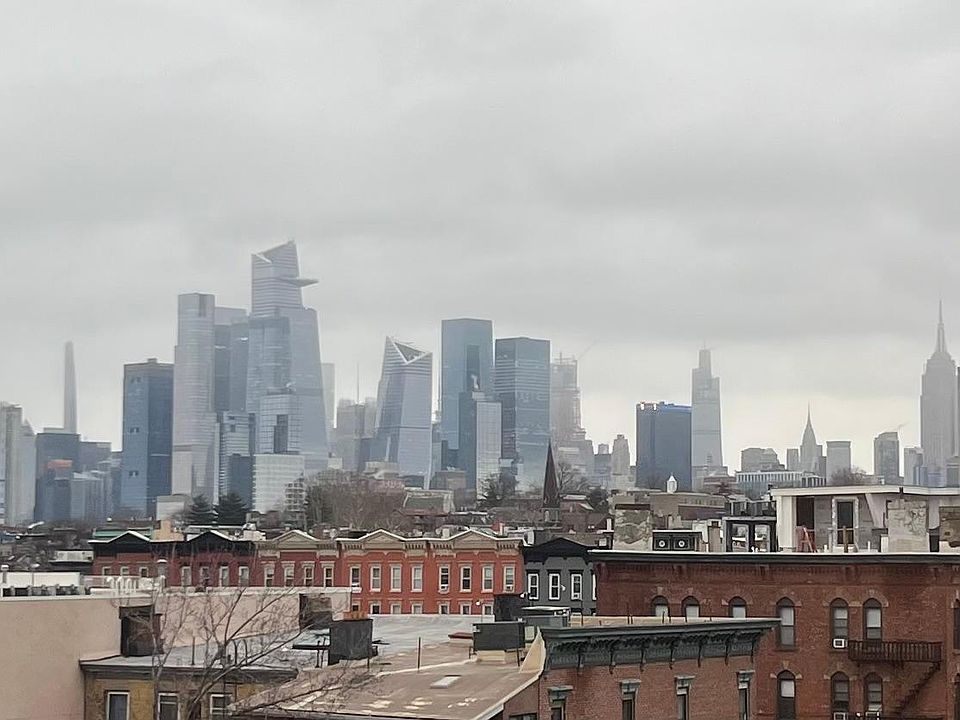 1st image of 536 Grand St #1