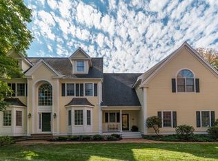 18 Morningside Dr, Topsfield, MA 01983