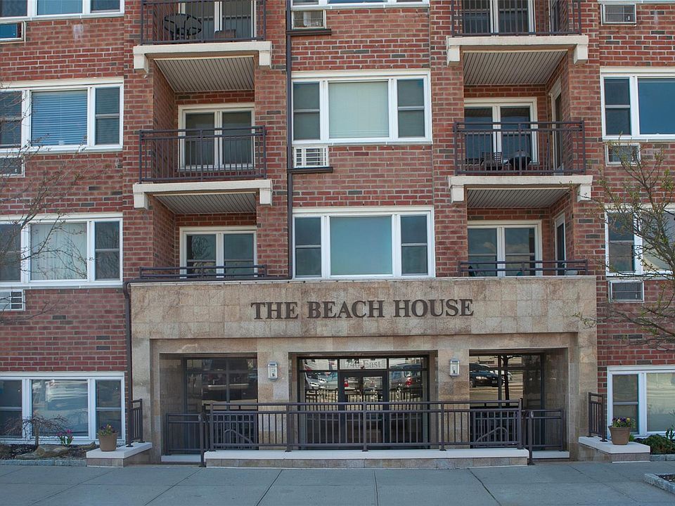 1st image of 740 E Broadway APT 2F
