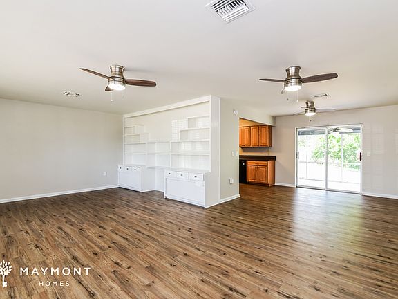 4th image of 1054 Tower Blvd