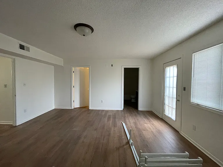 1204 Northridge Rd #12 — Photo 8
