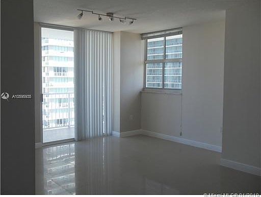 4th image of 1250 S Miami Ave APT 1515
