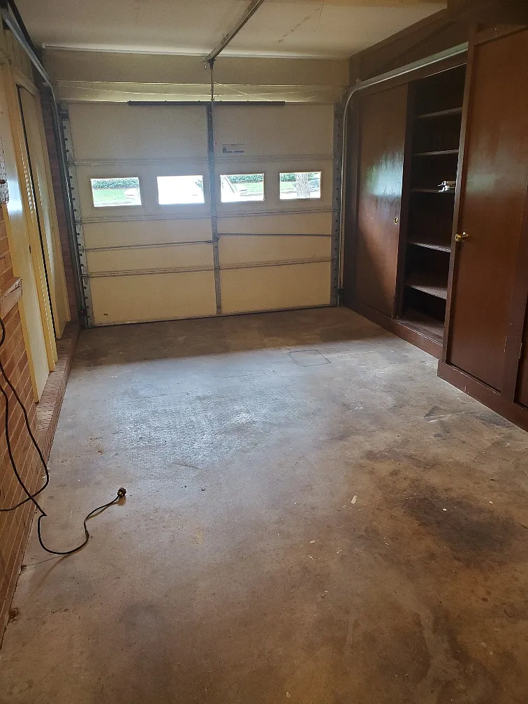 2400 Browns Mill - 1 — Photo 2