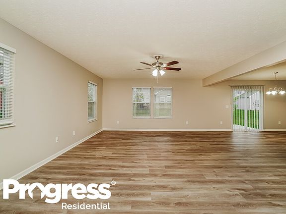 4th image of 3340 Glasgow Dr