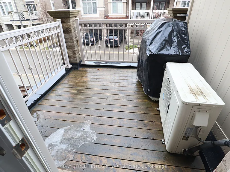 2435 Greenwich Dr #39 — Photo 38