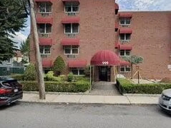 999 Forest Ave APT 1G, Staten Island, NY 10310