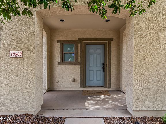 4th image of 18563 W FAIRWAY Drive
