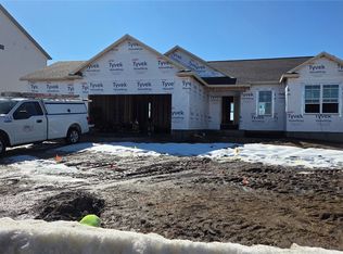 1985 Royal Oak Ridge Rd, Marion, IA 52302