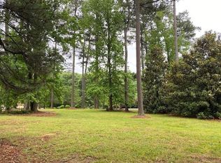 956 Fairway Dr, Monroe, GA 30655