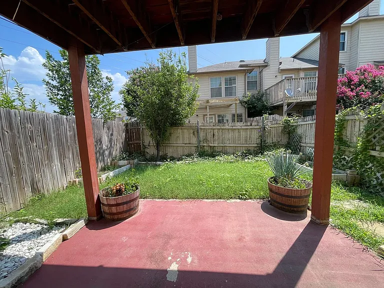 12649 Bay Ave — Photo 13