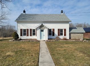 15605 Military Rd, Sackets Harbor, NY 13685