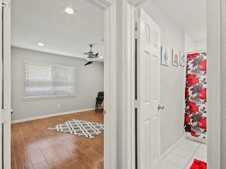 5302 Treaschwig Rd — Photo 47