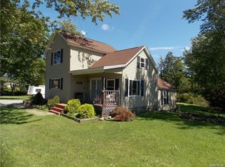 11691 Buckwheat Rd, Alden, NY 14004
