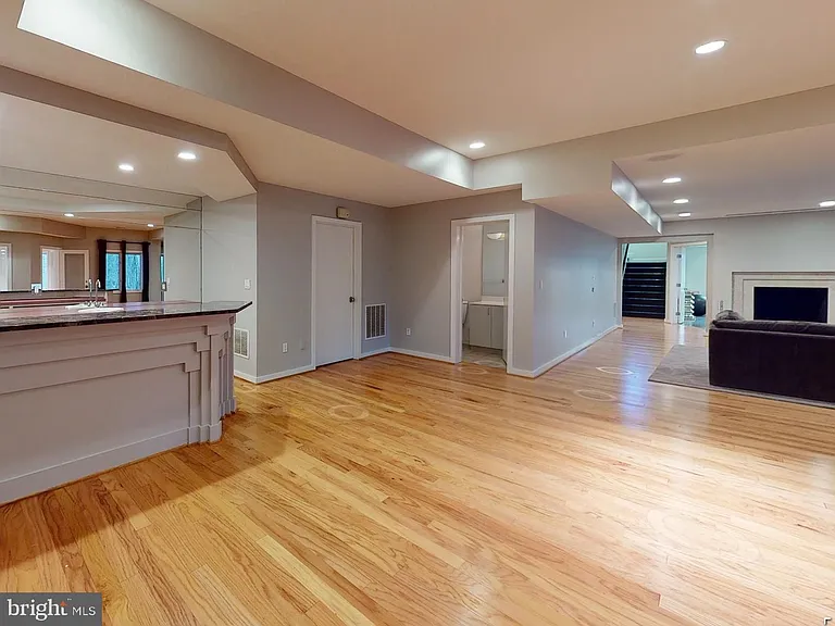 9629 Eagle Ridge Dr — Photo 55