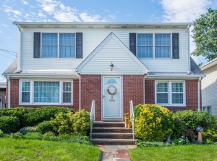 29 Village Rd, Clifton, NJ 07013