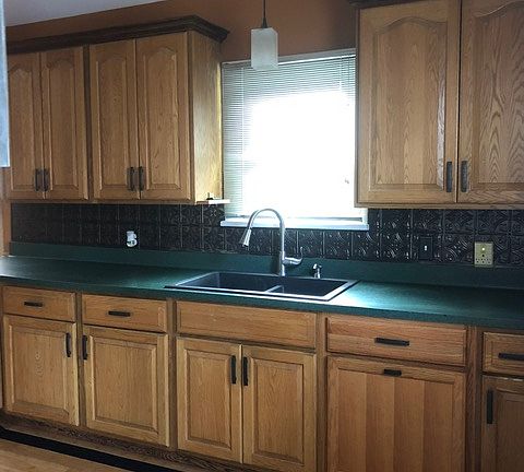 3rd image of 3268 Elmwood Ave