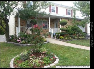 105 Norwalk Ave, Staten Island, NY 10314