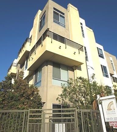 3rd image of 5525 W Olympic Blvd Unit 402