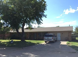 501 S 11th St, Marlow, OK 73055