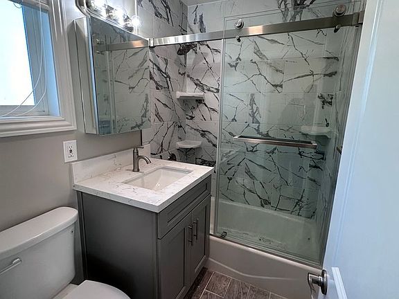 4th image of 406 S 5th Ave APT F